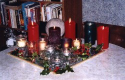 Mom's Christmas table setting